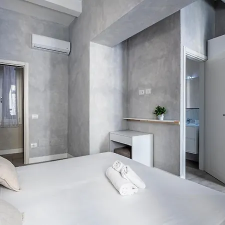 5 Minuti - Duomo Tripla Luxury Διαμέρισμα Φλωρεντία
