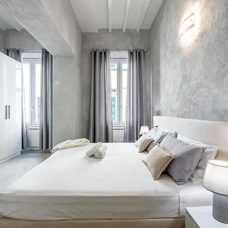 5 Minuti - Duomo Tripla Luxury Φλωρεντία