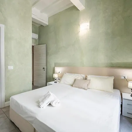 5 Minuti - Duomo Tripla Luxury Διαμέρισμα *